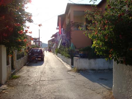 Au bout de la rue c'est le port